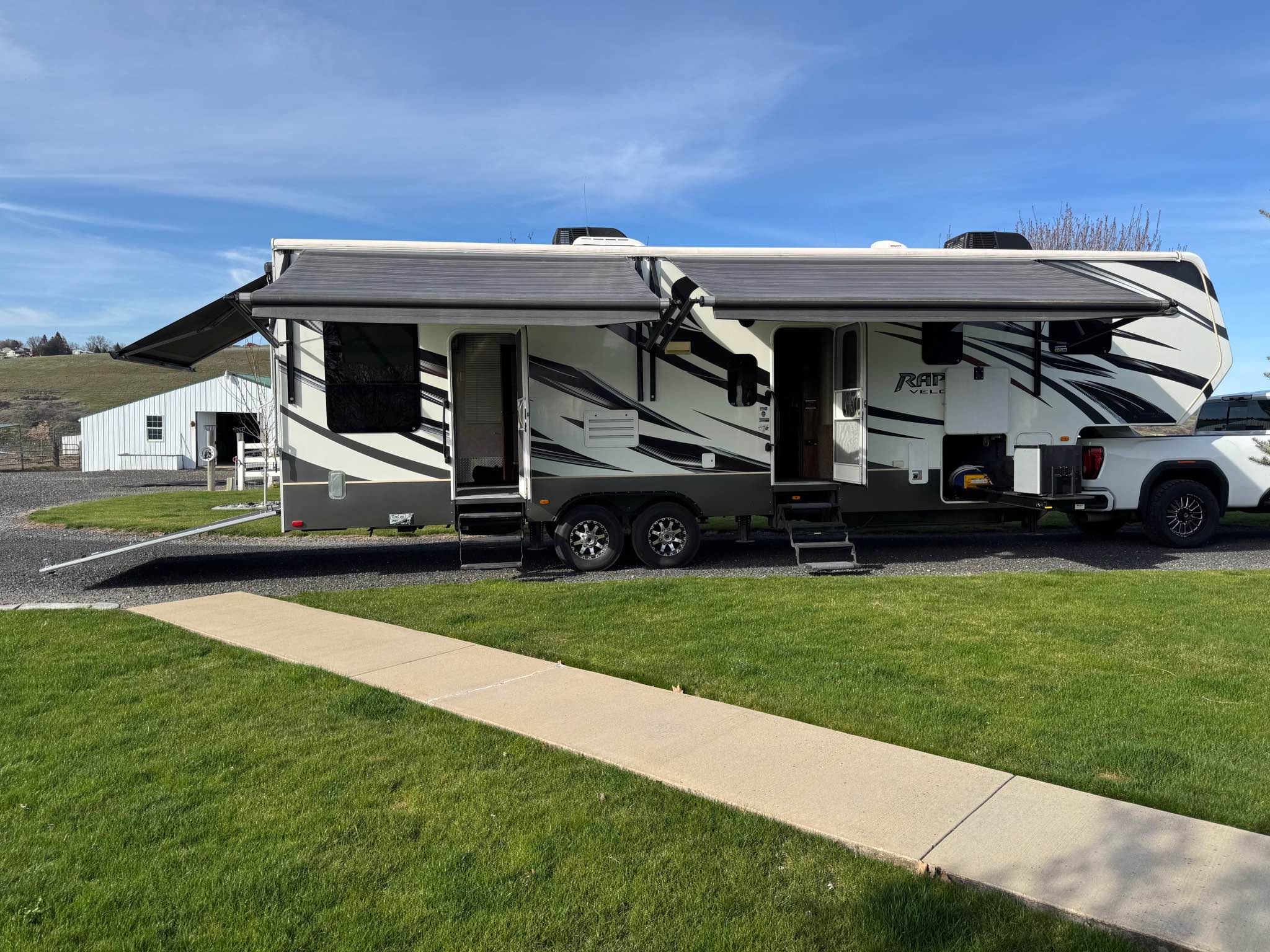 2013 Keystone Raptor Velocity fifth wheel toy hauler 300 MP - RVs ...