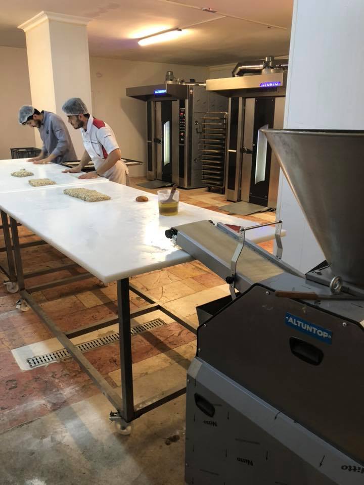 Altuntop - İki fırın yan yana Atdf 150 döner fırın ve...