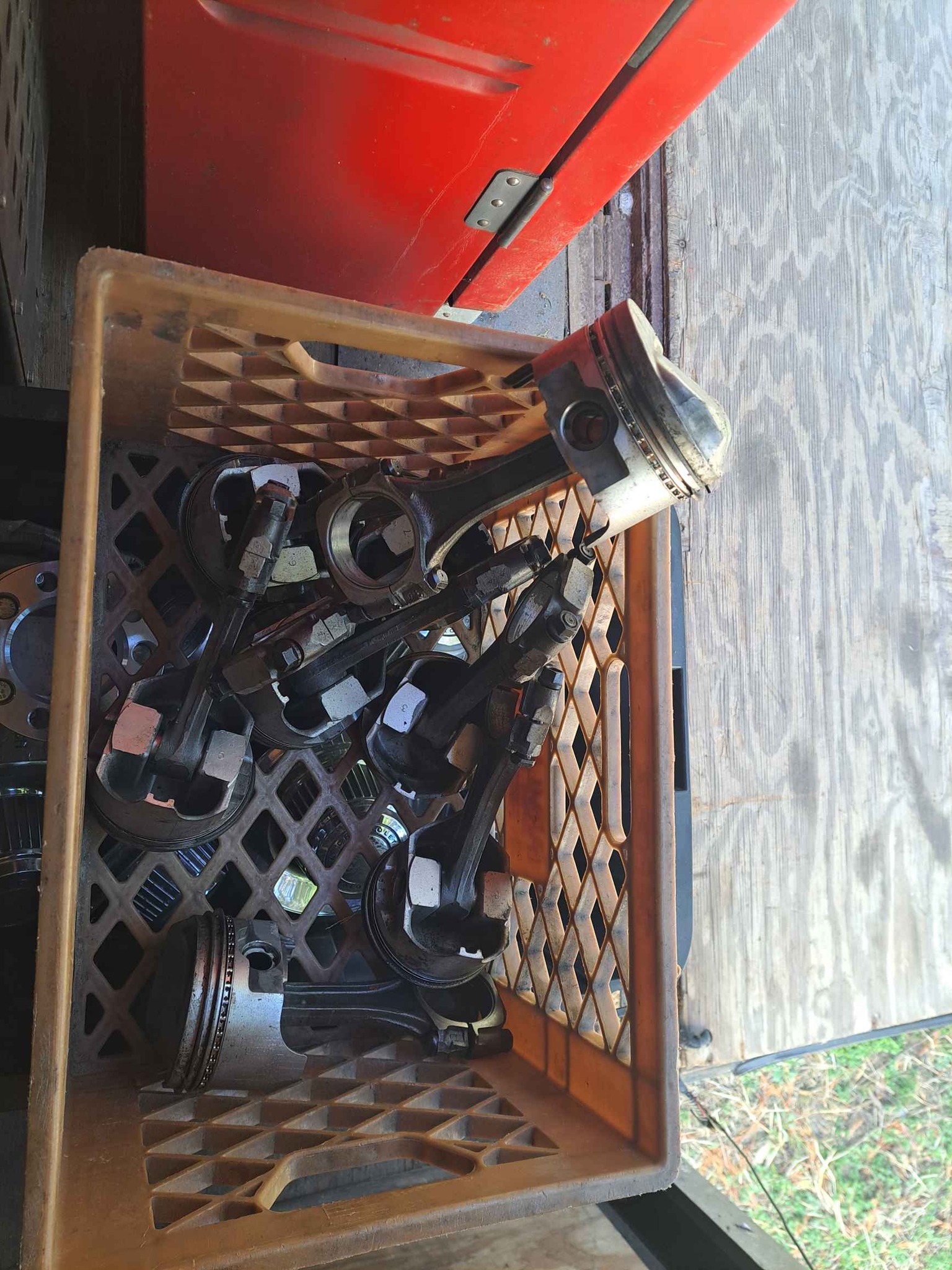 Chevrolet 454 block with crank rods and pistons - Car Engines & Engine ...