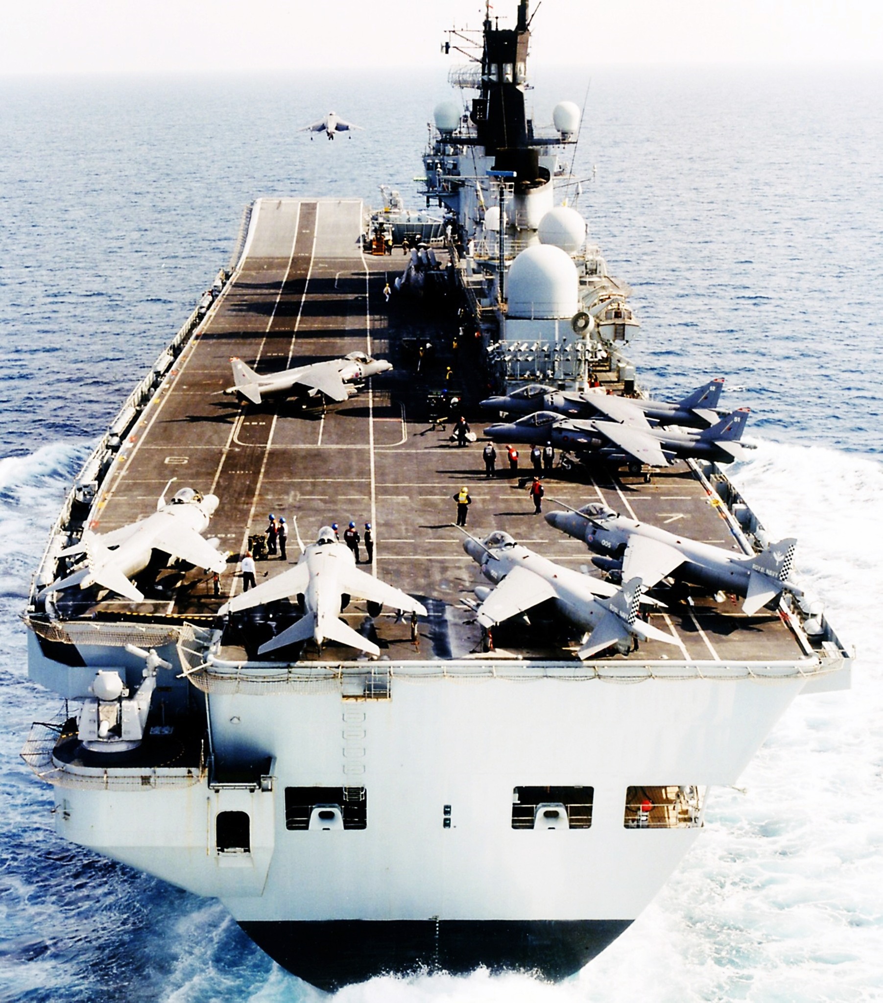 Military - HMS Illustrious (R06), the Royal Navy’s final Invincible ...