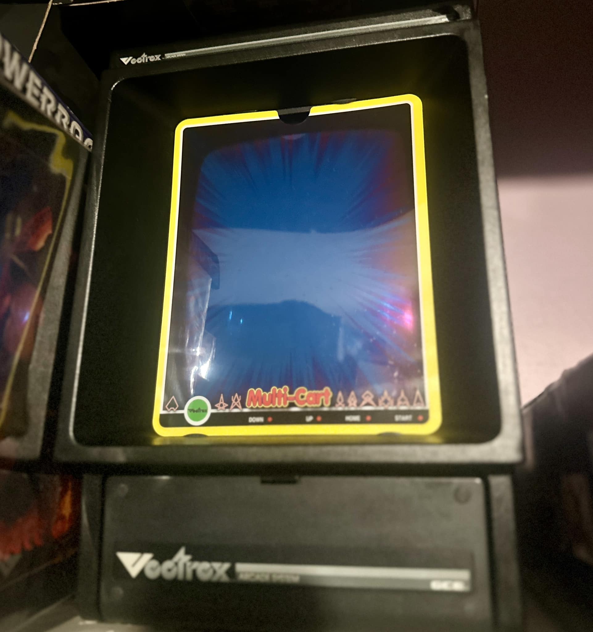 Unique Vectrex video game console with multi-cart overlay