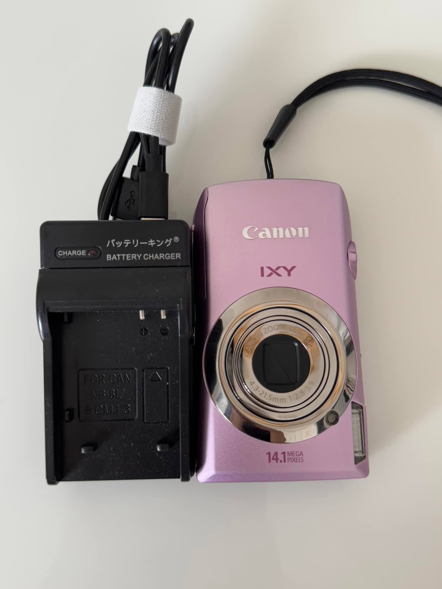 FOR SALE Canon Ixy 200F/ Ixus 210/ Ixy 10s