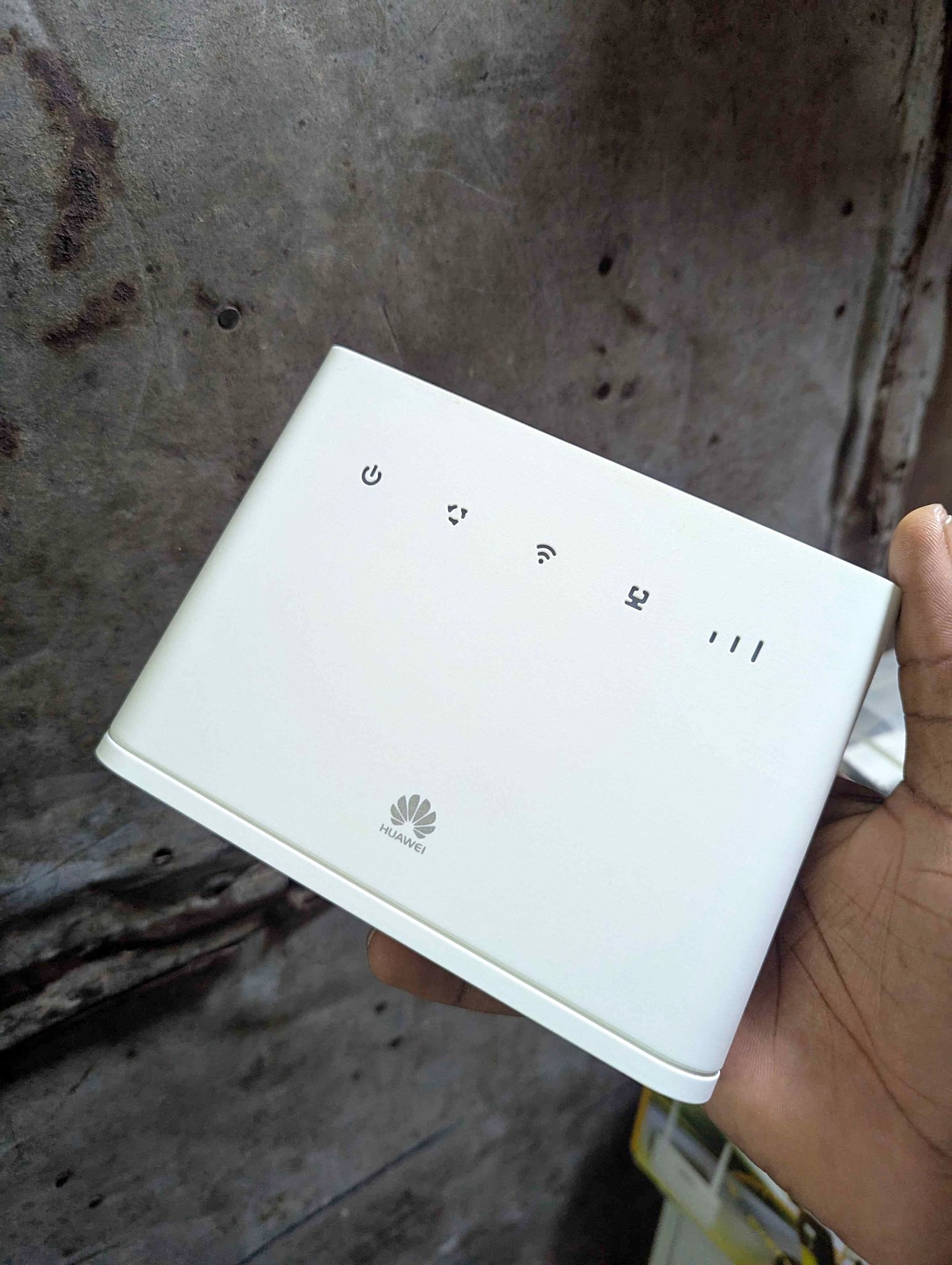 Huawei 4g router Zedmobile zamtel liquid Up for grabs K450 negotiable ...