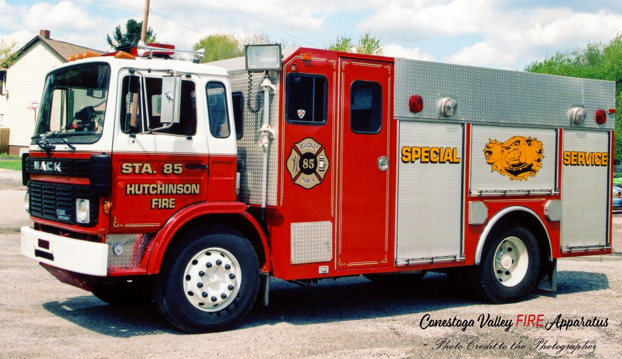 Conestoga - Rig Photo OTD Hutchinson, PA Rescue 85 1990 Mack MS / 4 ...