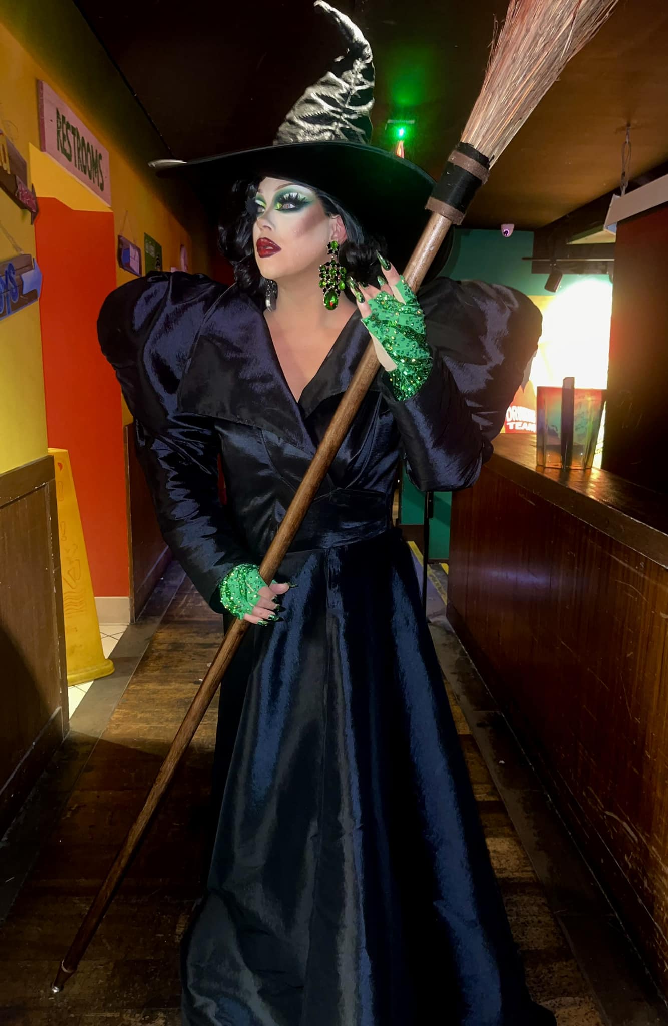 Shannel - 🧙‍♀️ 🧹 🪄 👠 🌪️ 💚 Drag Brunch at Señor Frog's - Las Vegas ...