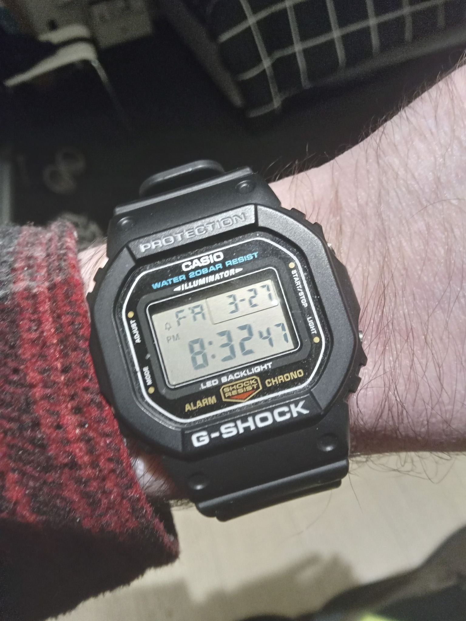 Unboxing and review of Casio DW-2000 solar watch