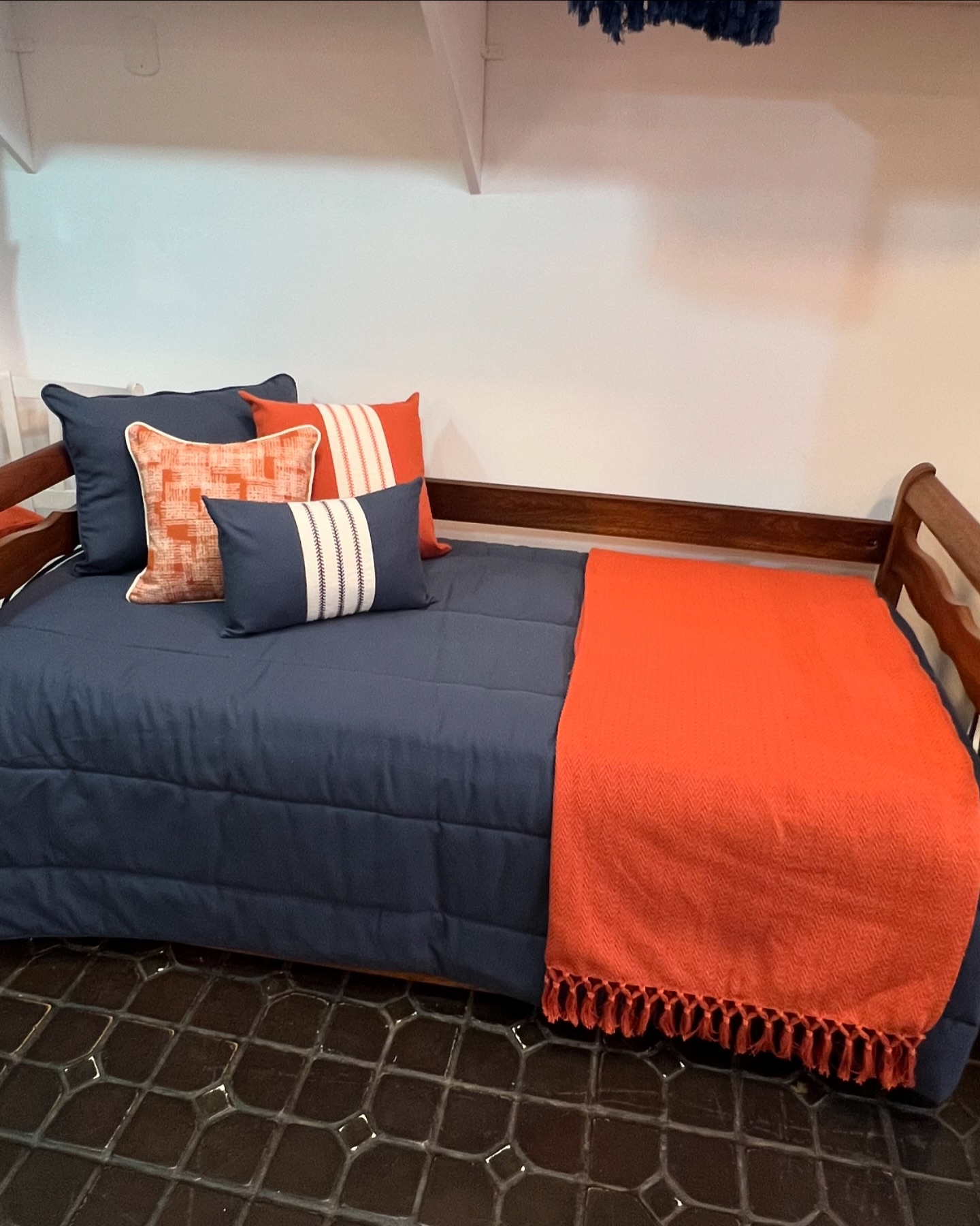 Transforme o quarto com uma nova paleta... - Nenca Decorações | Facebook