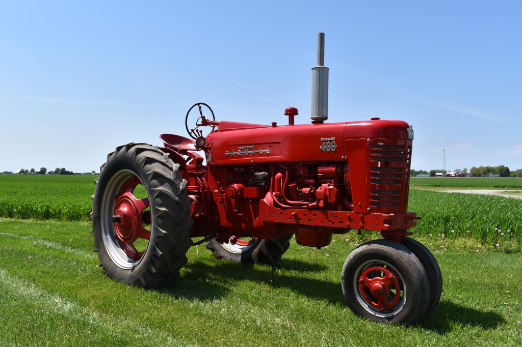 山水139 Motor Home and Farm Equipment at Absolute Online Auction