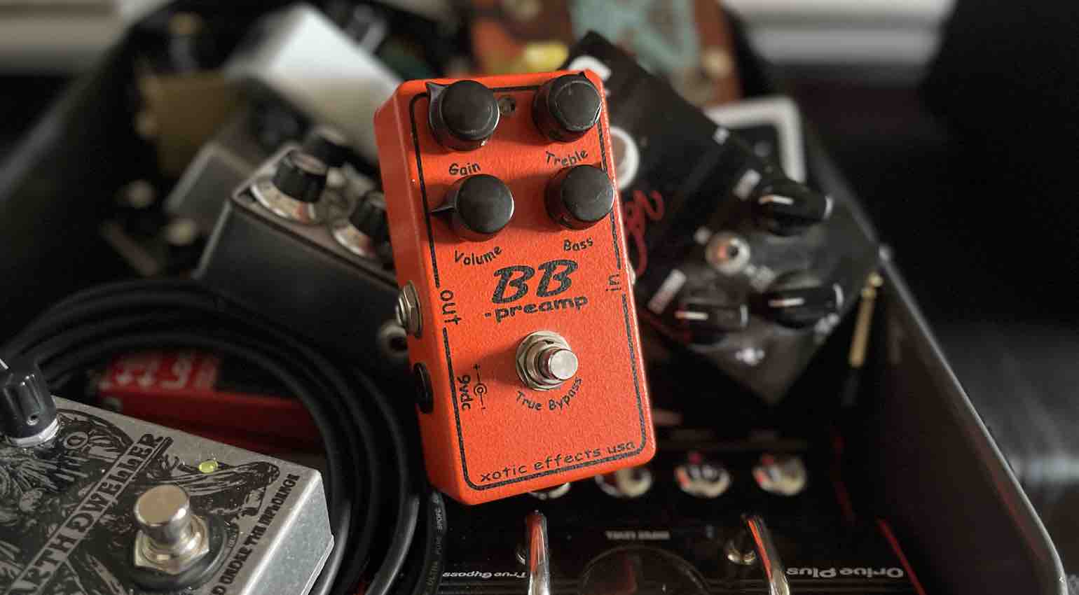 Xotic BB Preamp Pedal for Live Settings