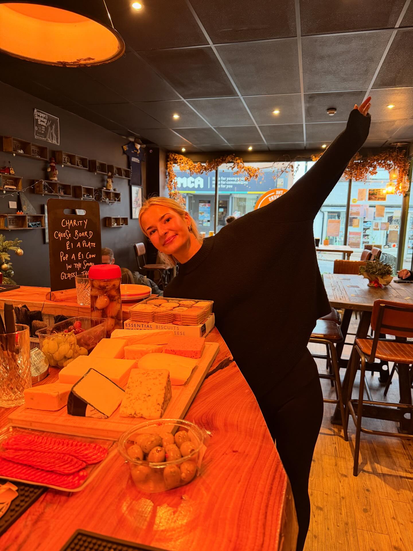 Weavers - Lyla, AKA Dave presents the last charity cheese board of the ...