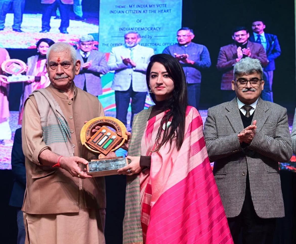 Channel - Hon’ble Lieutenant Governor , Shri Manoj Sinha honoured ...