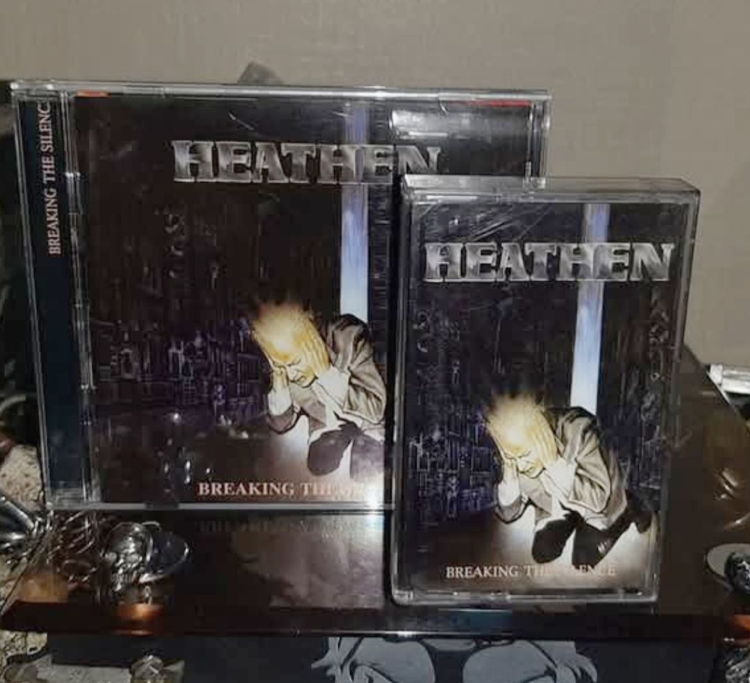 May 1st 1987 𝐇𝐞𝐚𝐭𝐡𝐞𝐧 released their debut album “Breaking