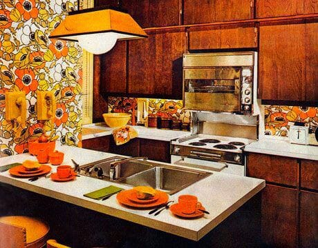 Just loved orange in our kitchen back in the 70s, ours was orange and lime green. Bang on back then.🍊🍊🍊 #Vintage #Orange #Kitchen
