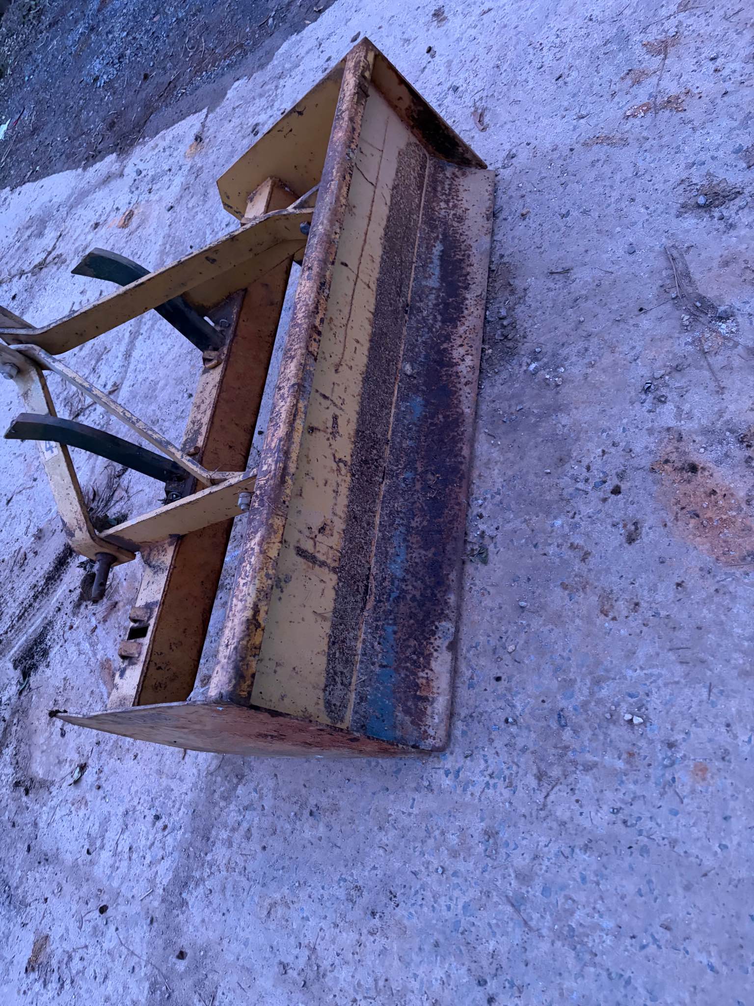 Pyramid 4’ box blade with rippers - Saws & Blades - Rome, Georgia ...