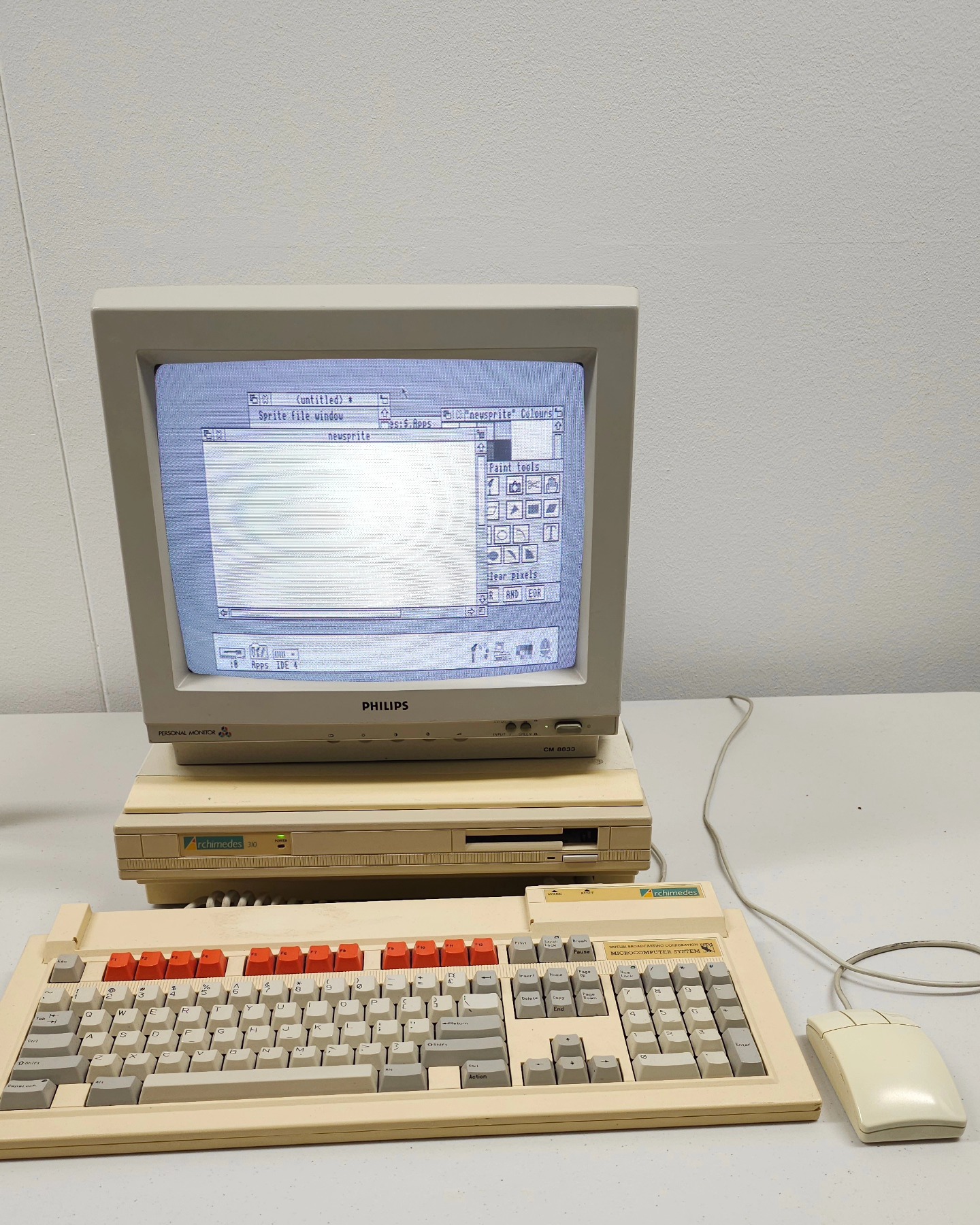 We fired up the Acorn Archimedes... - HomeComputerMuseum