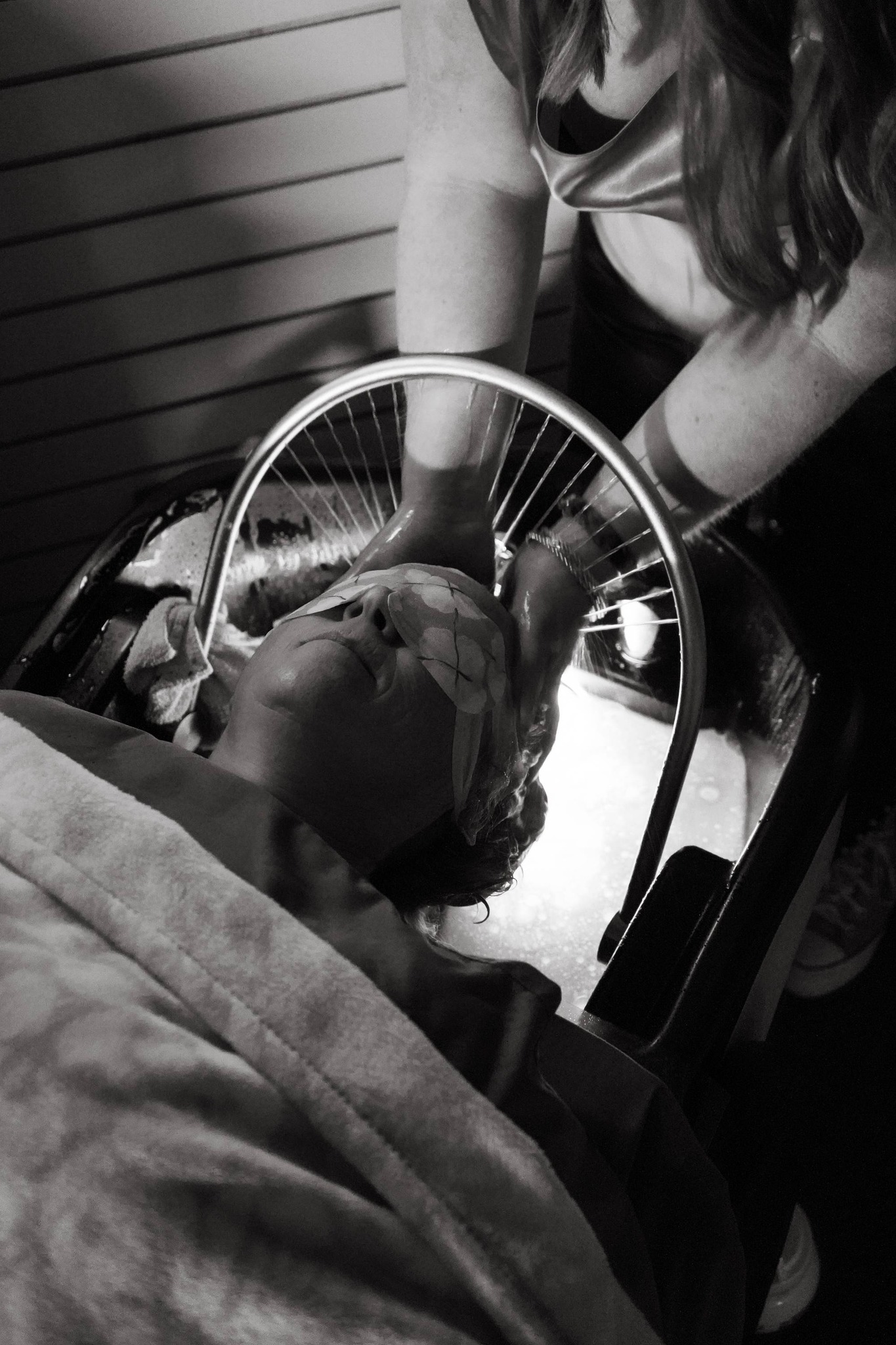 Japanese head spa business opens in Tempe, offers gift