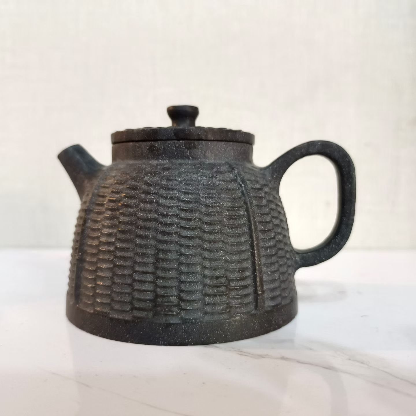 冰碛岩石茶壶优点：纯天然、纯手工、无添加。 特性：天然原石独一无二