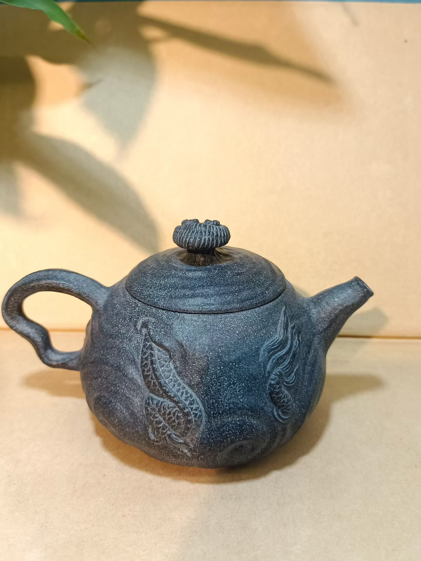 冰碛岩石茶壶优点：纯天然、纯手工、无添加。 特性：天然原石独一无二