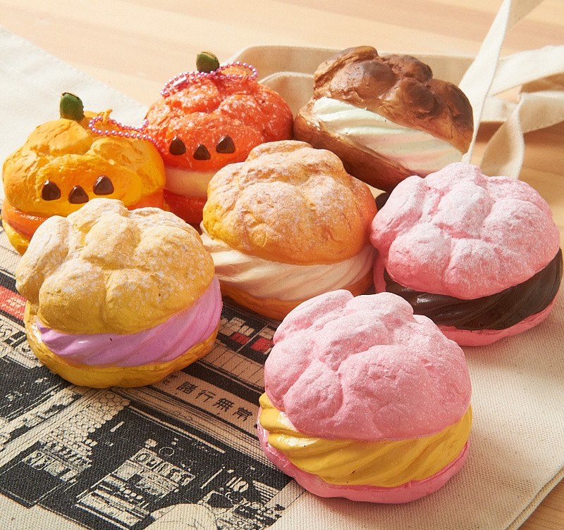 Sammy Cream Puff and Halloween Pumpkin Cream Puff Squishy Charms