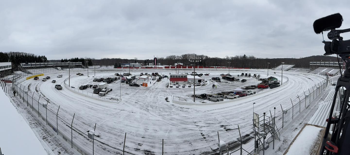 𝙏𝙤𝙥 - It’s almost time at the Kalamazoo Speedway to go racing! # ...