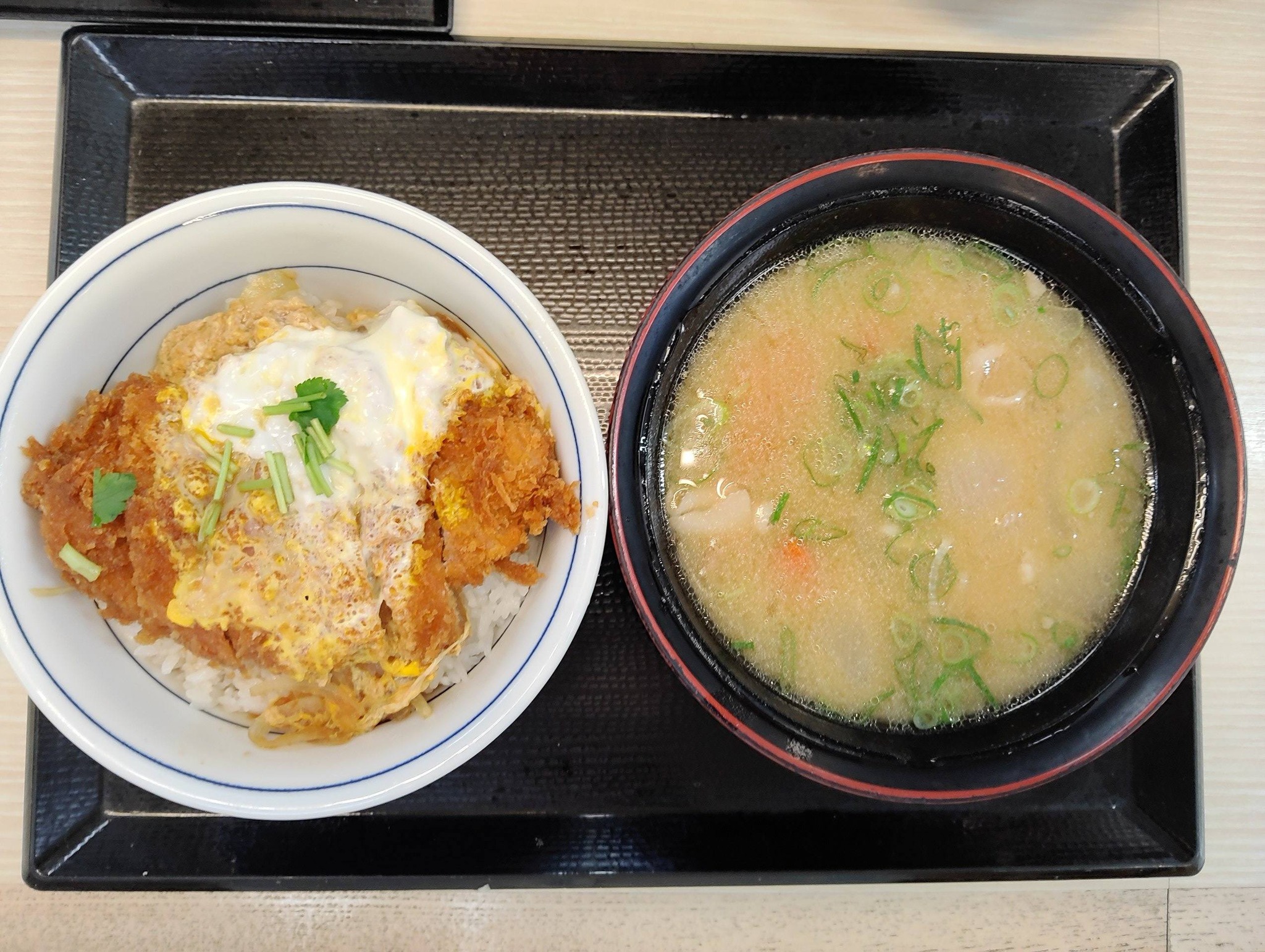 かつや♪