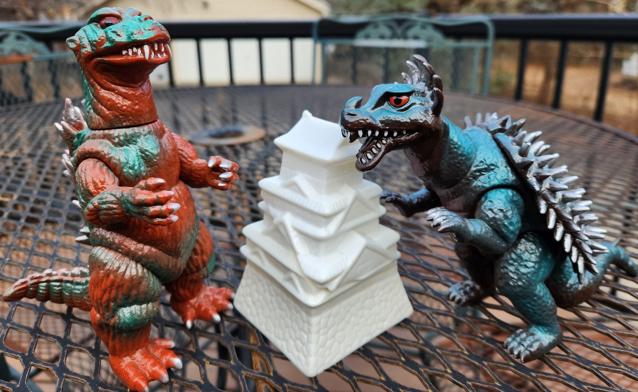 First new kaiju of the year. Marmit Parababy Godzilla and Anguirus 