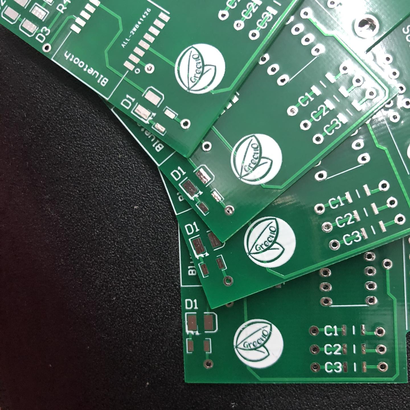 รับผลิตบอร์ดวงจร บอร์ด PCB... - Micro Projects Thailand | Facebook