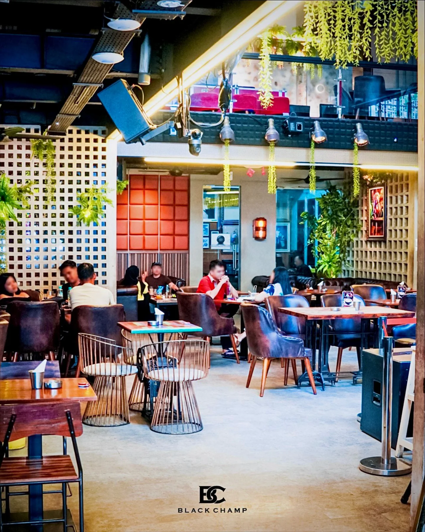 Black Champ Cafe Tebet