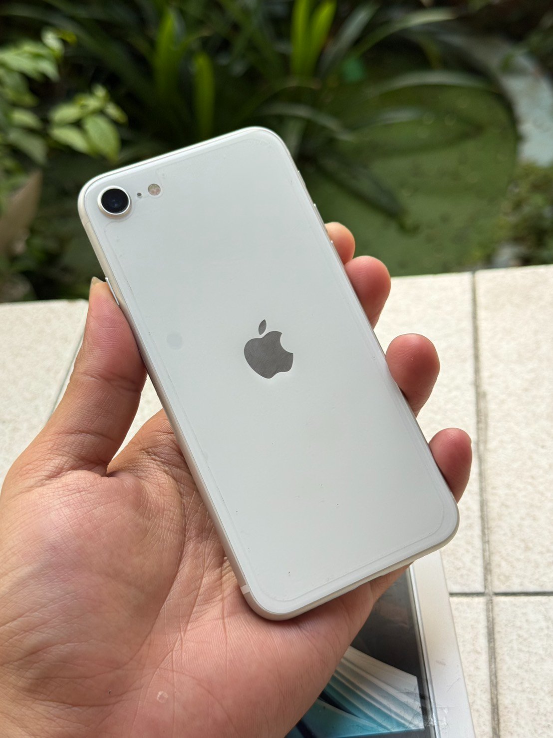 iPhone SE2 128GB เครื่องศูนย์ไทย อัพ iOS 26 ล่าสุดได้ ใช้แอพธนาคารได้ ...