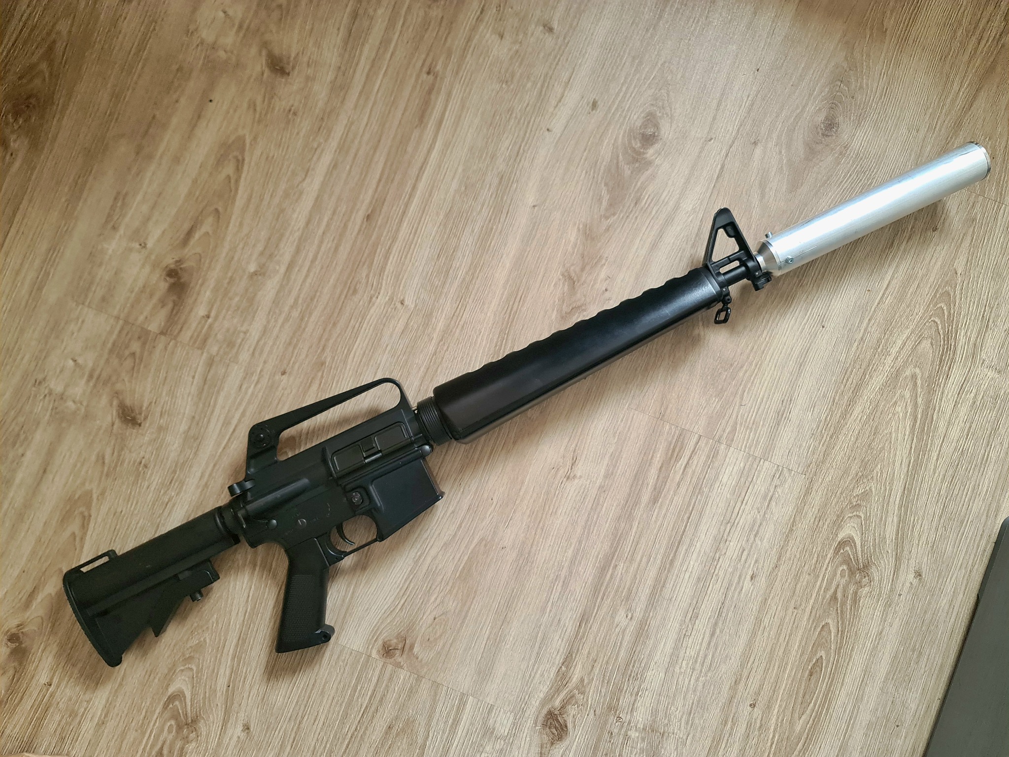 Work in progress: HEL E4A–style suppressor replica for the M16