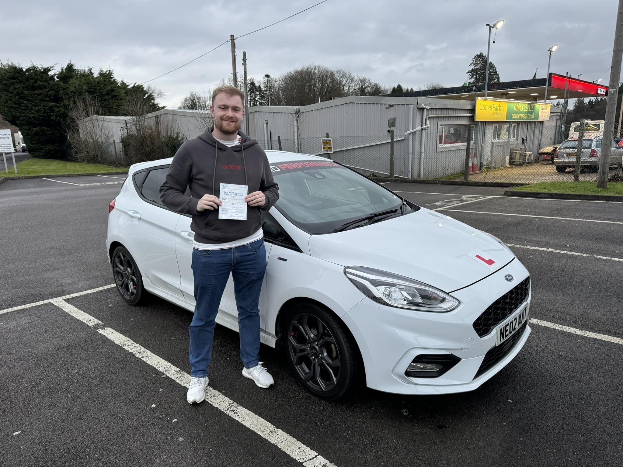 NeiLs WheeLs Driving School | Llanharan