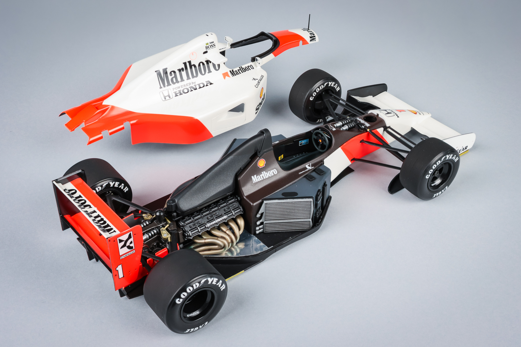 Tamiya McLaren MP4/7 1992 car model