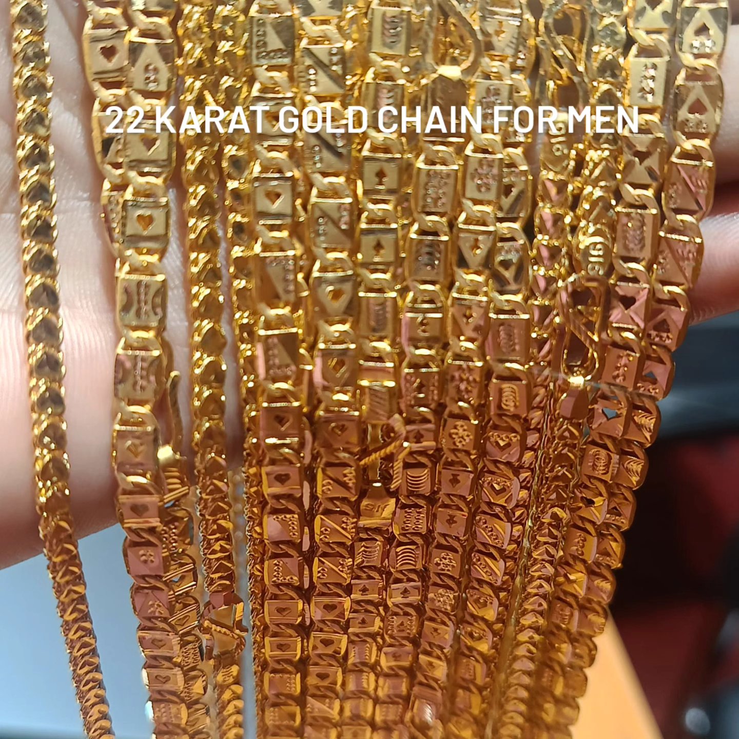 Parasha Bora Jewellery & Clothing Designer