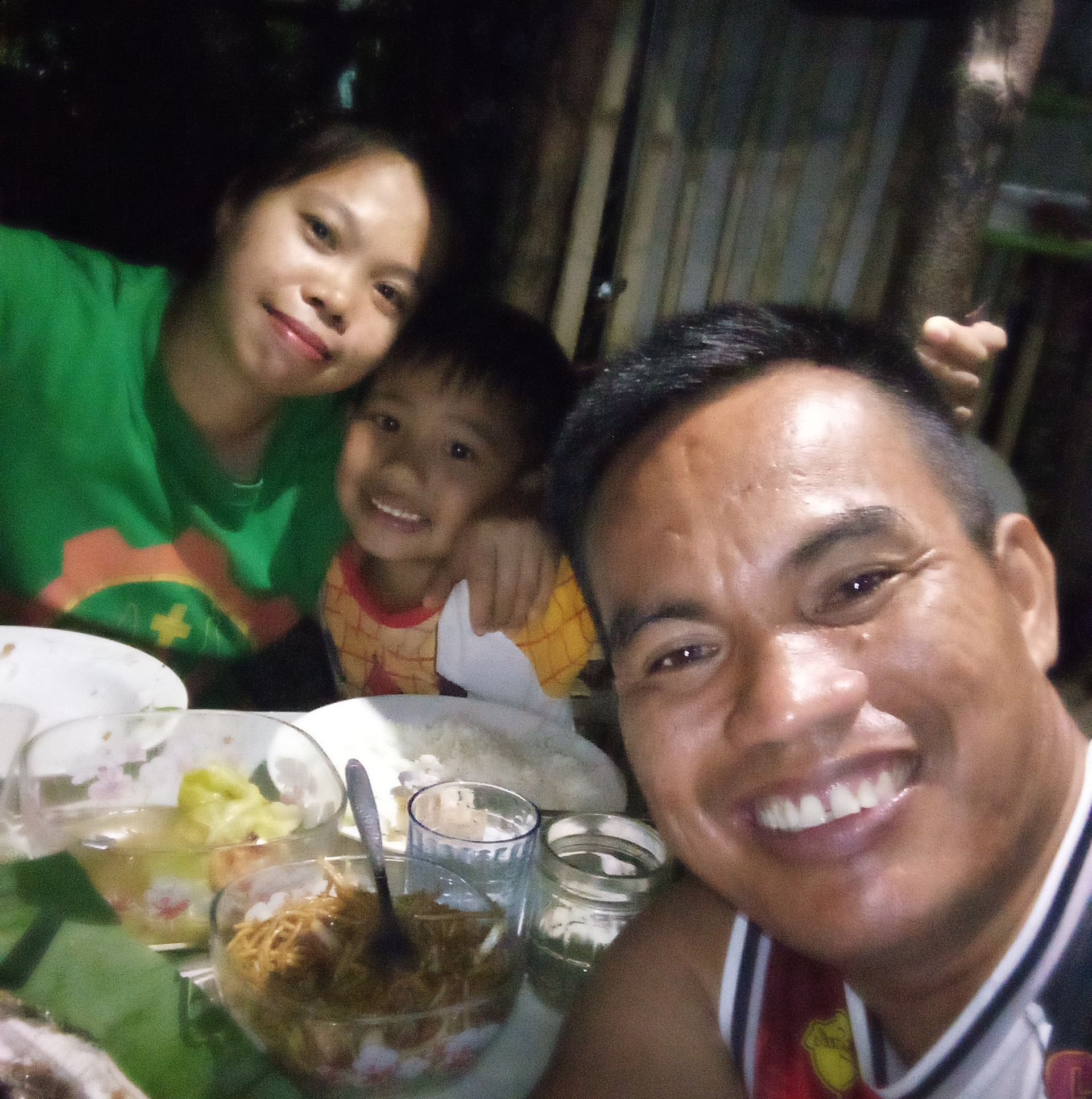 baboy sinabwan #imeating | Lenard Arong Blogtv