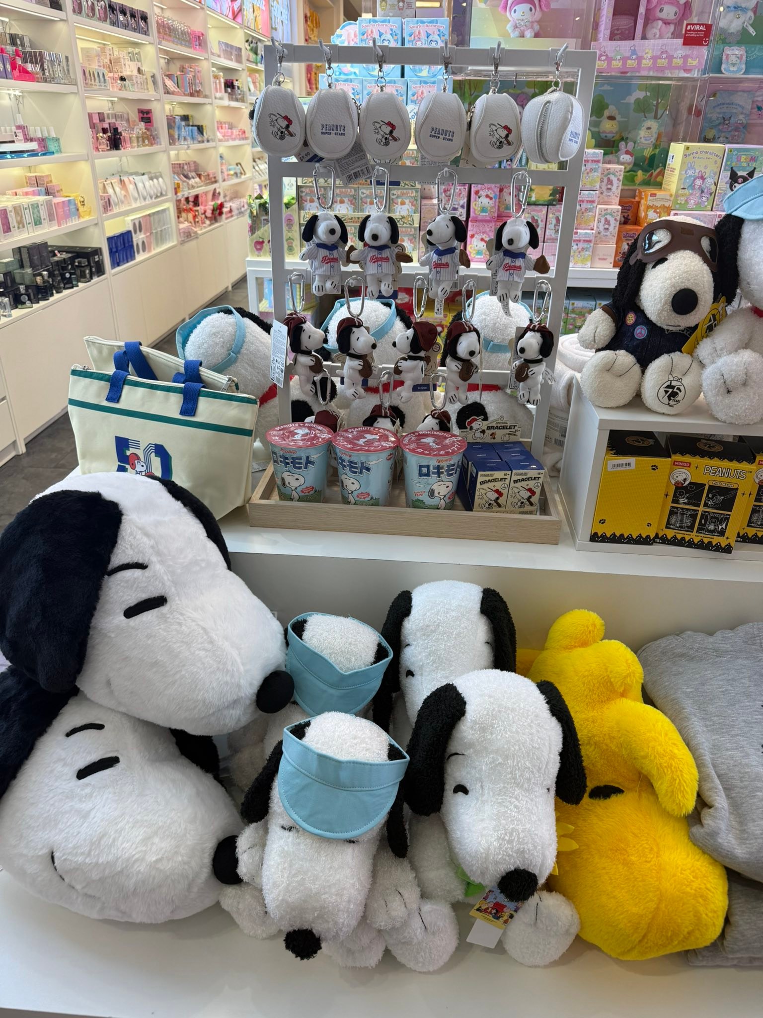 New Snoopy collection at @miniso.usa ? become a member today to 
