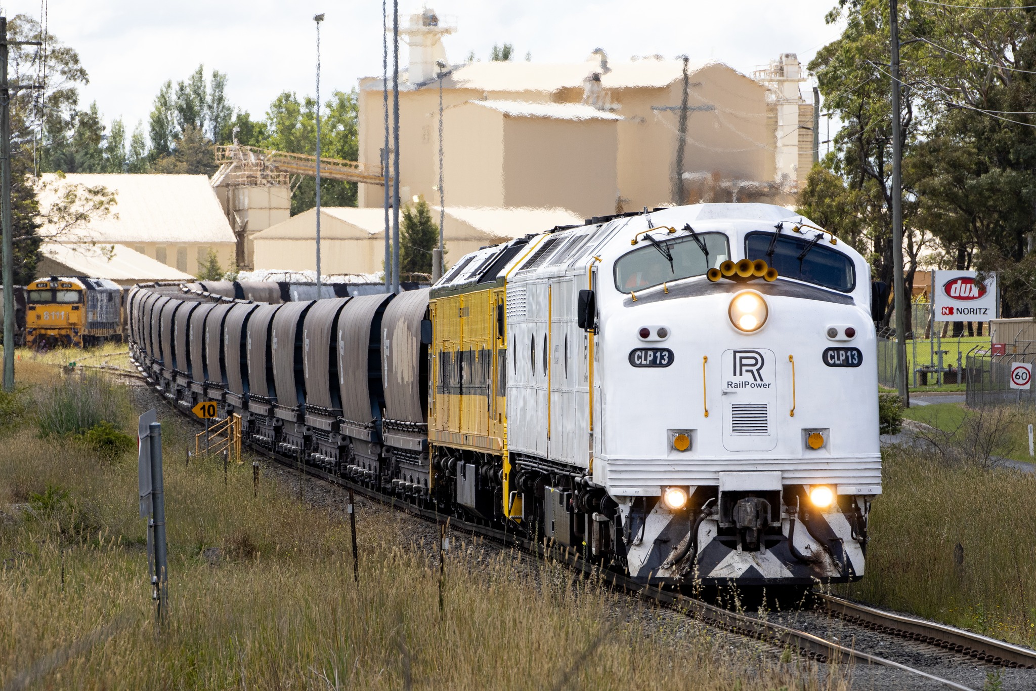 NSW Railways - Past and Present | CLP13 and G514 begin the slow trek ...
