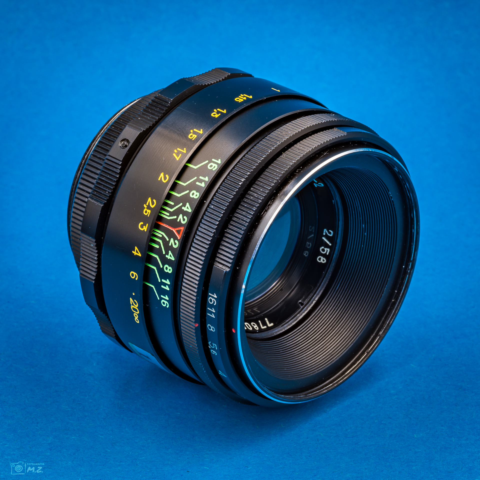 Helios 44-2 58mm f/2.0 lens review from a personal perspective