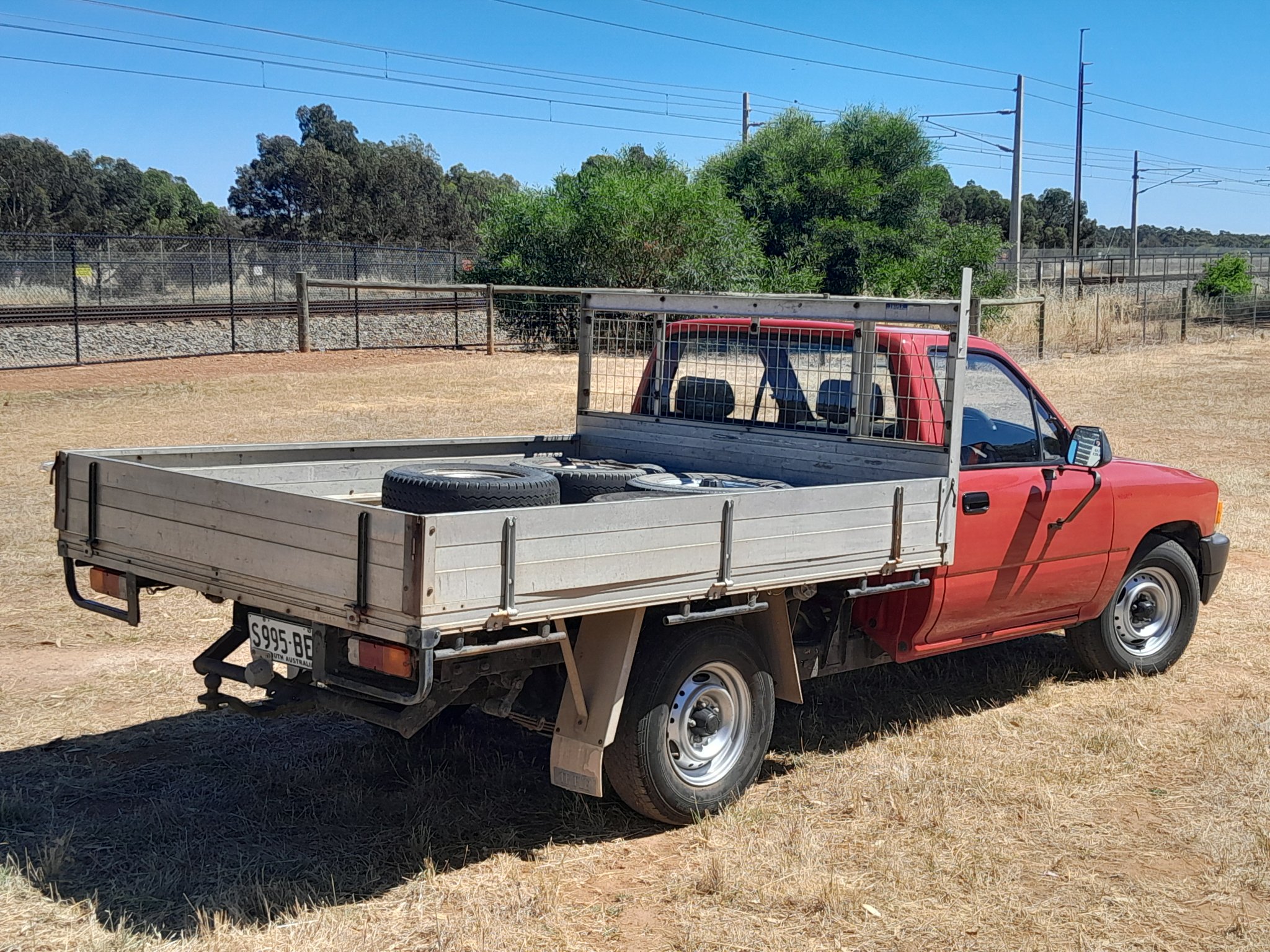 1990 Toyota hilux rn85 22r - Commercial Vehicles - Adelaide, South ...