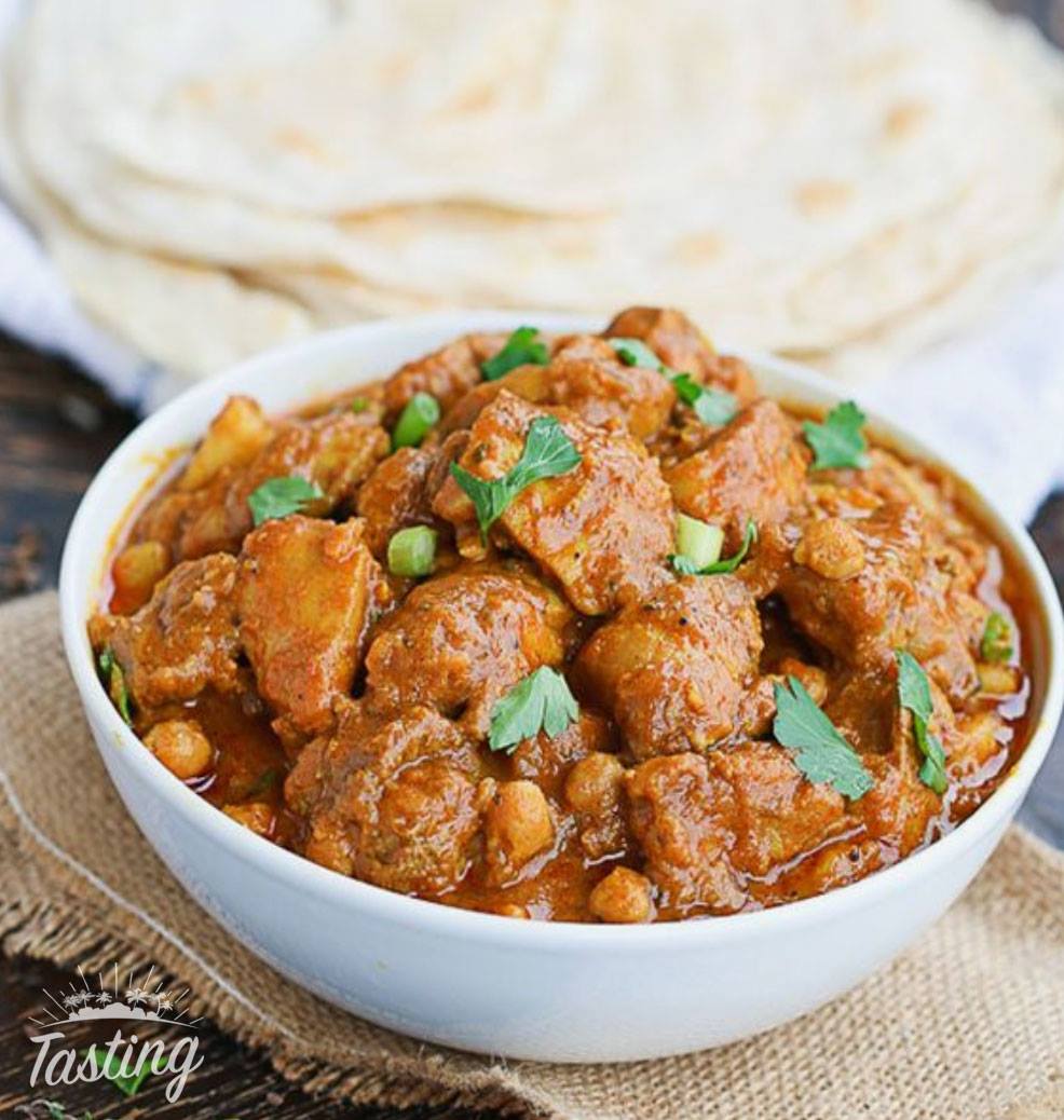 🇲🇺️ Chicken + Roti = 🌯 😋... - Tasting Mauritius | Facebook
