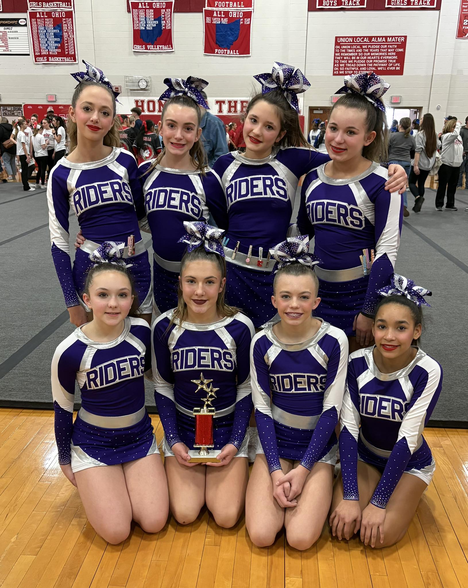 Martins Ferry Purple Riders Cheer Squad