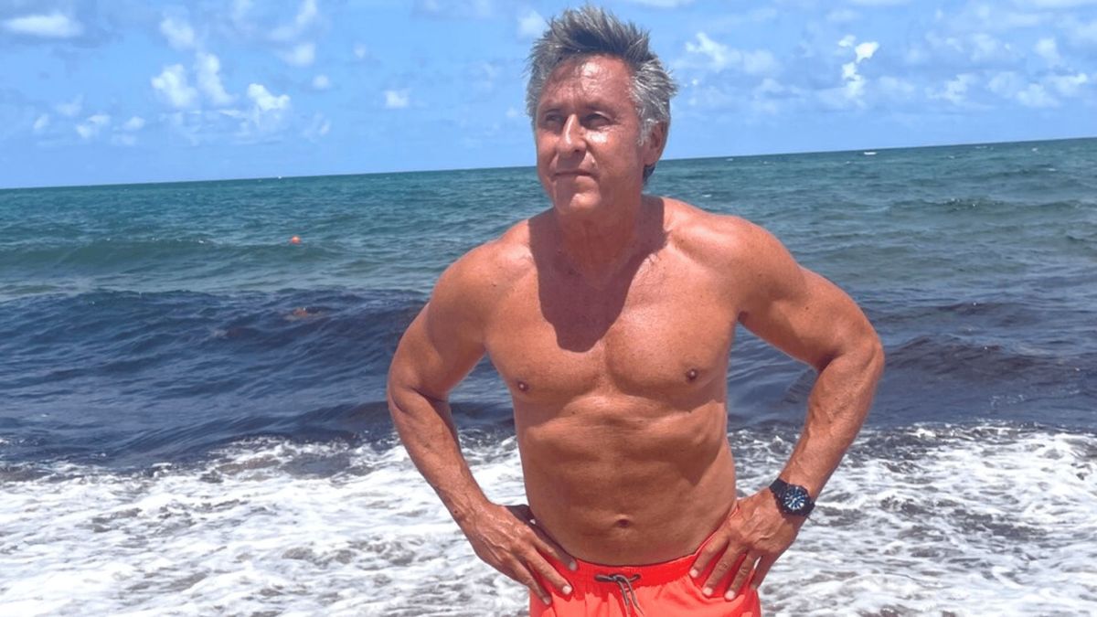 Men's Journal - This 70-year-old fitness veteran shares... | Facebook