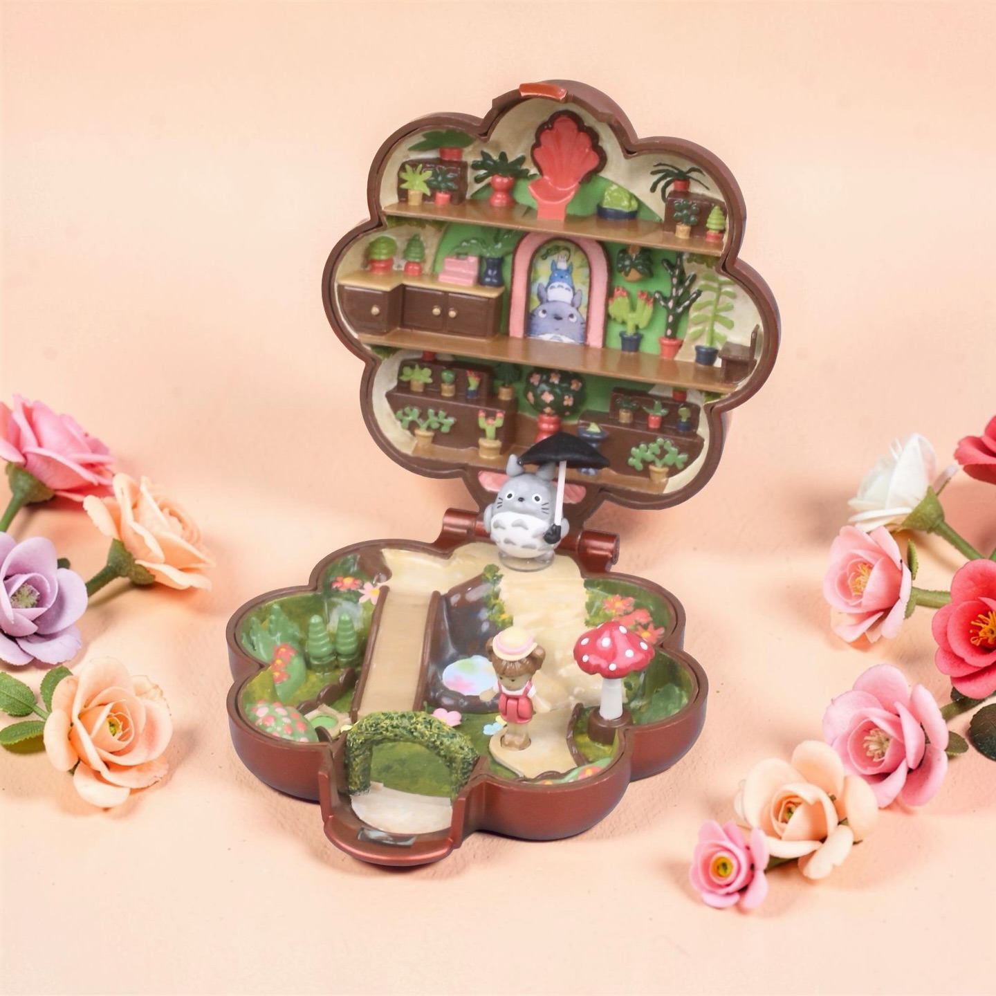 POPMART レトロTVコンテナボックス ジブリ風ミニチュアフラワーハウス A special piece for special one❤️ Totoro inspired❤️ Originally