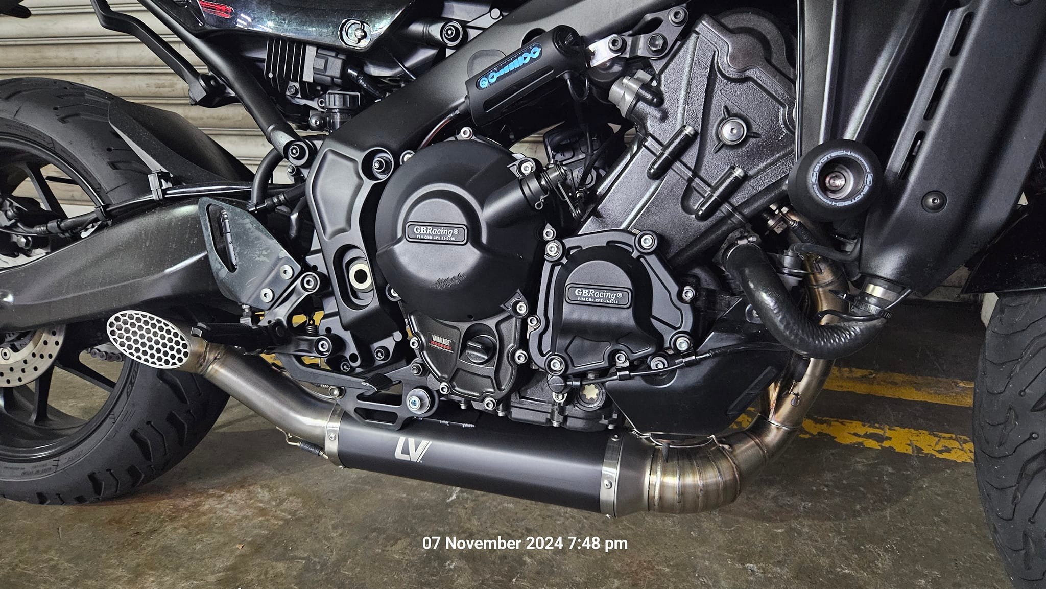 LeoVince Street Legal + R&G Exhaust Guard = Perfect Match