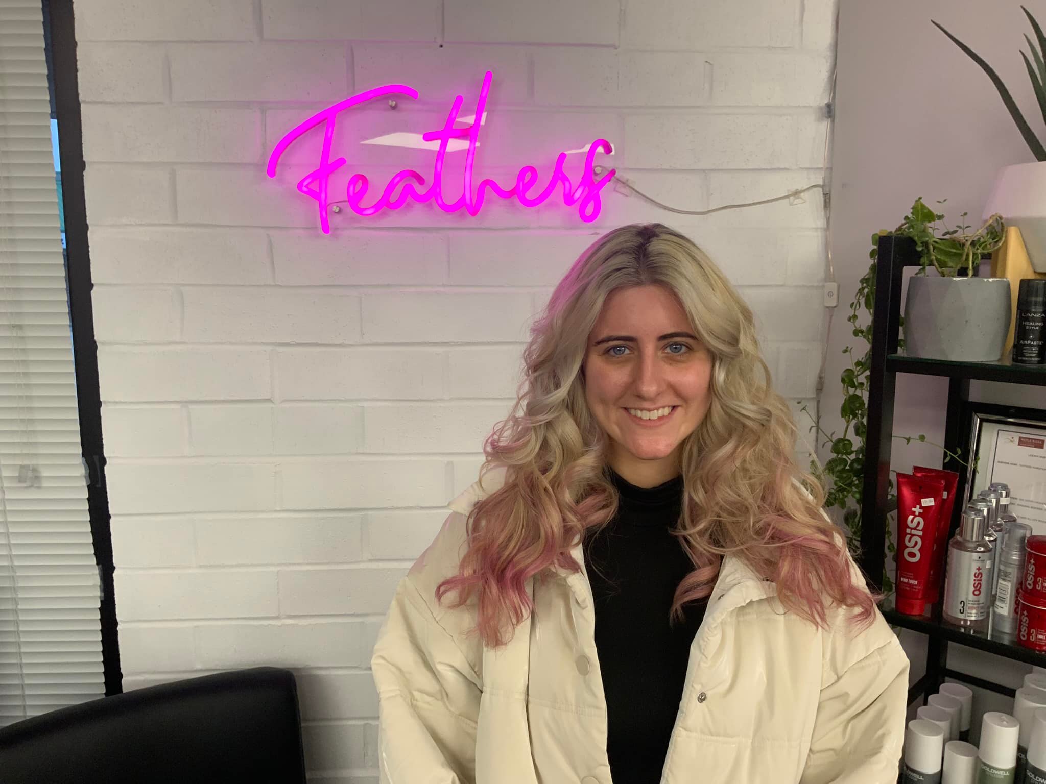 Feathers Hairstyling Salon | Maple Ridge BC