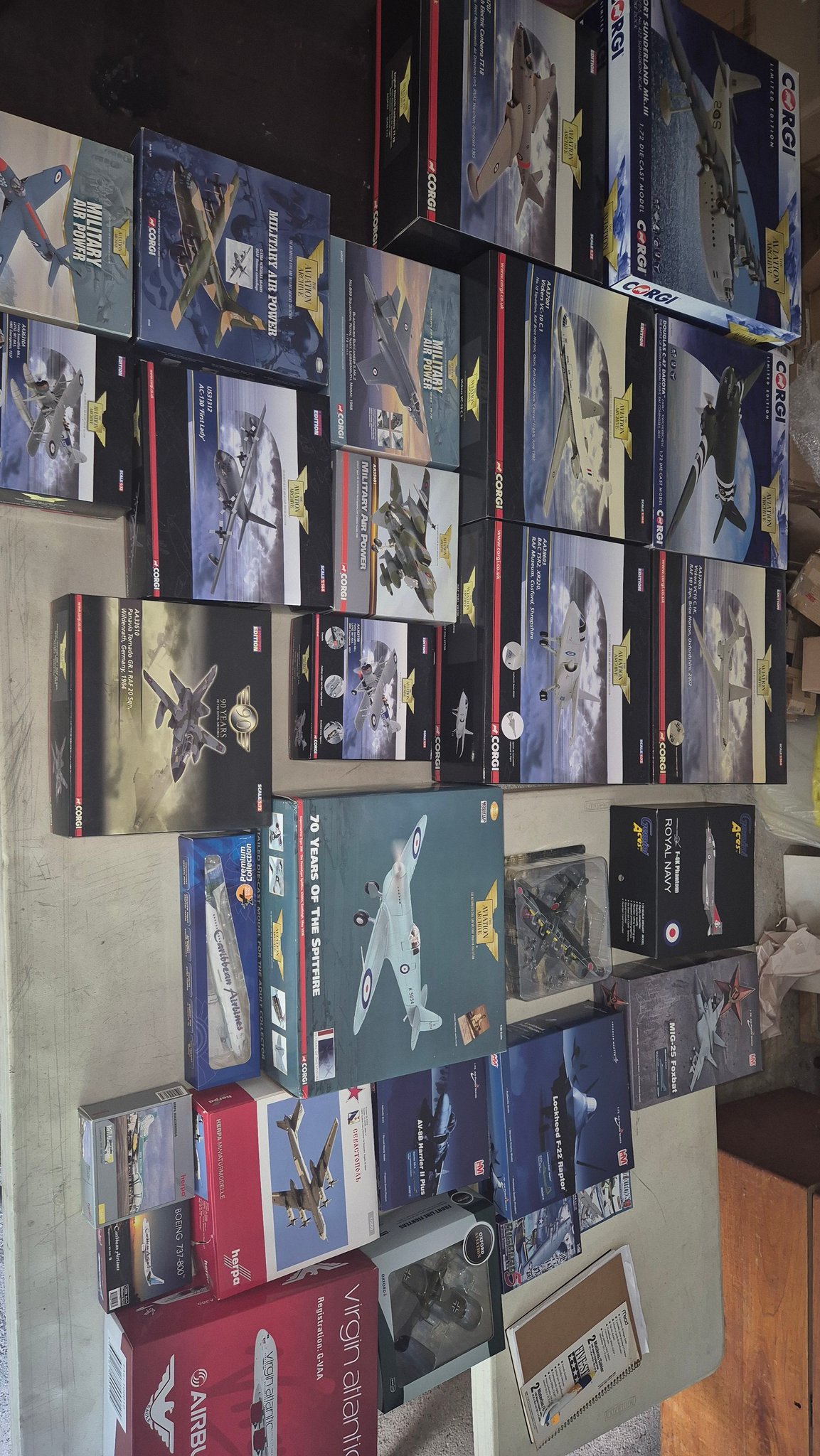 Diecast plane models for sale from WW2 to modern jets