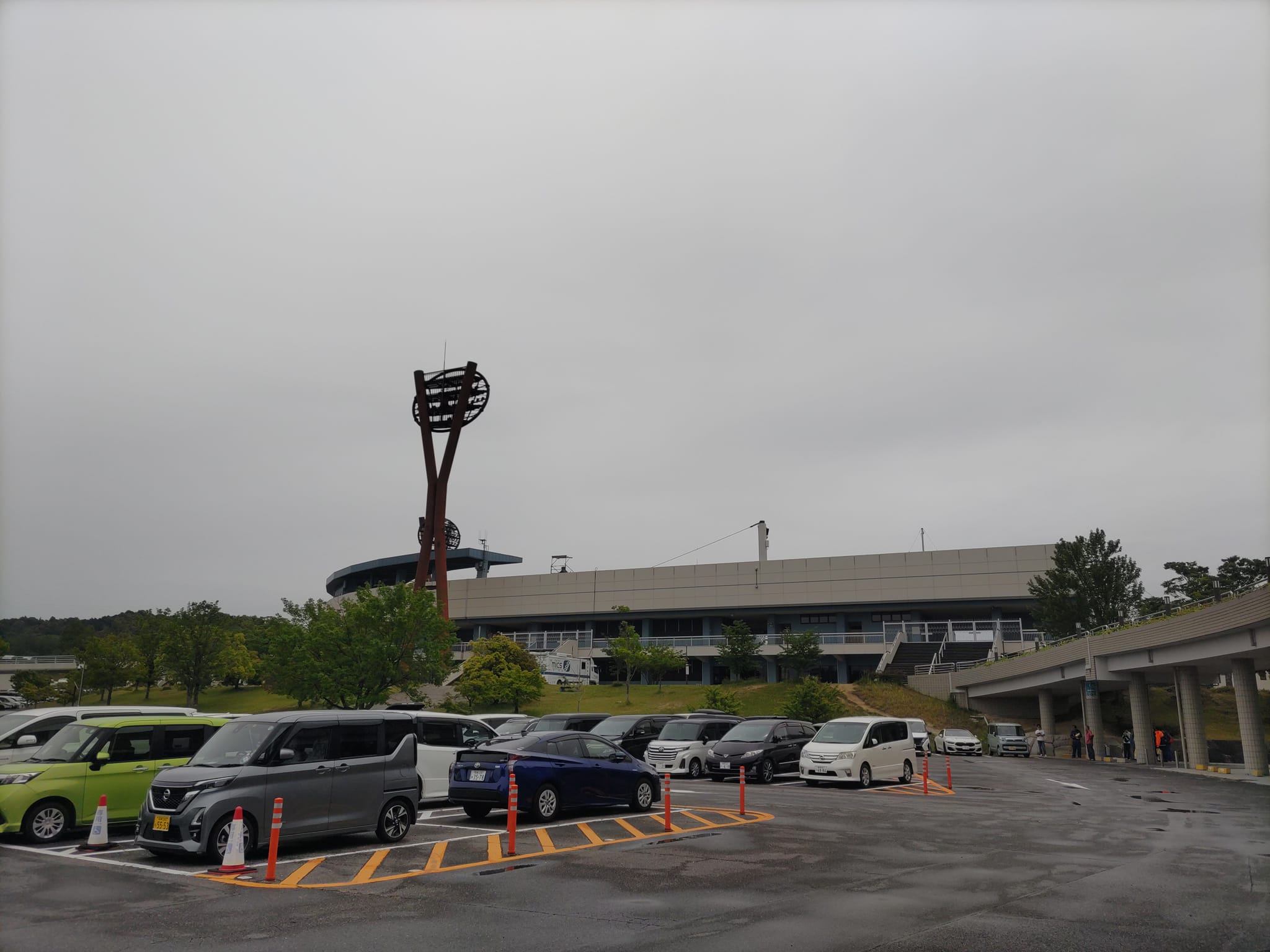 岡崎市民球場 駐車場