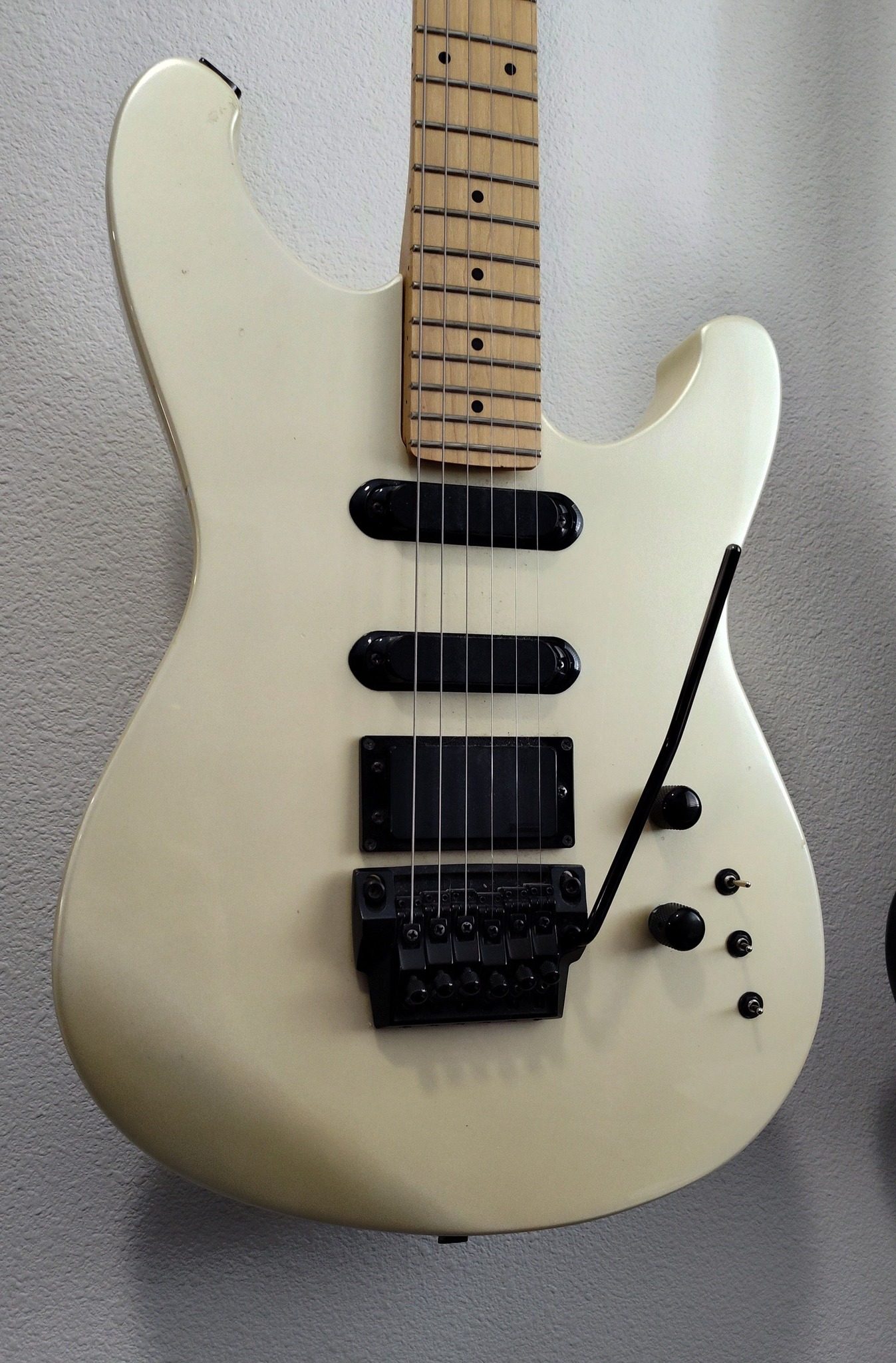 1985 Pro Line 1550 Guitar with Hand-Rubbed Oil Finish
