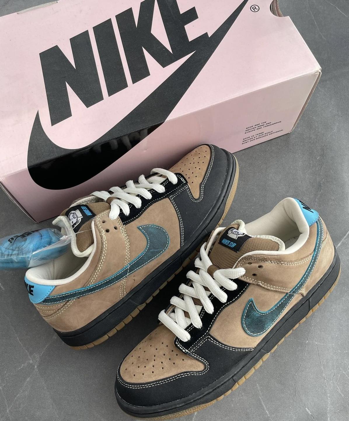Nike SB Dunk Low “Stussy Speedway” Customs 🏎️💨 Drops 🔗 nicek
