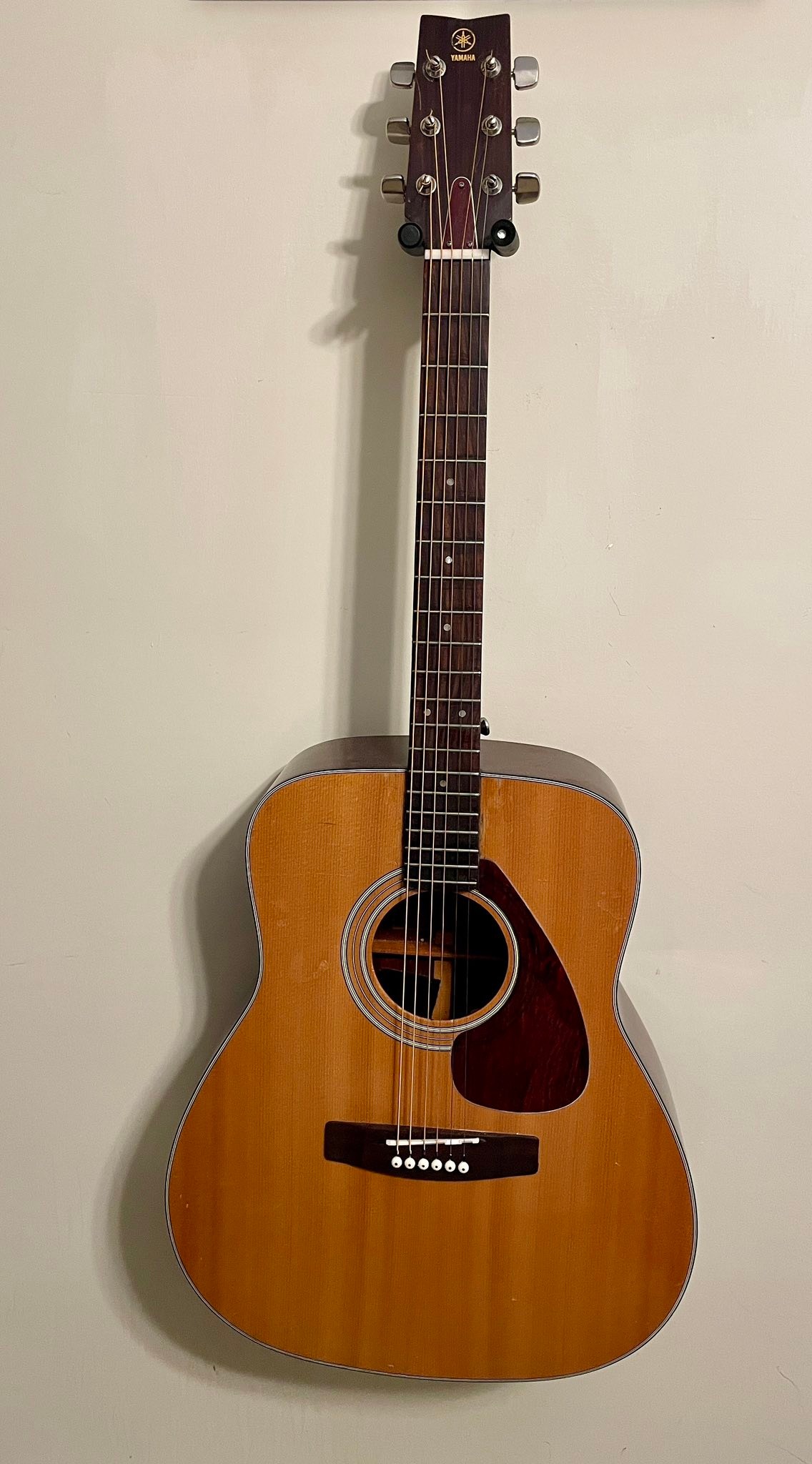 Yamaha FG 250 guitar restoration and setup
