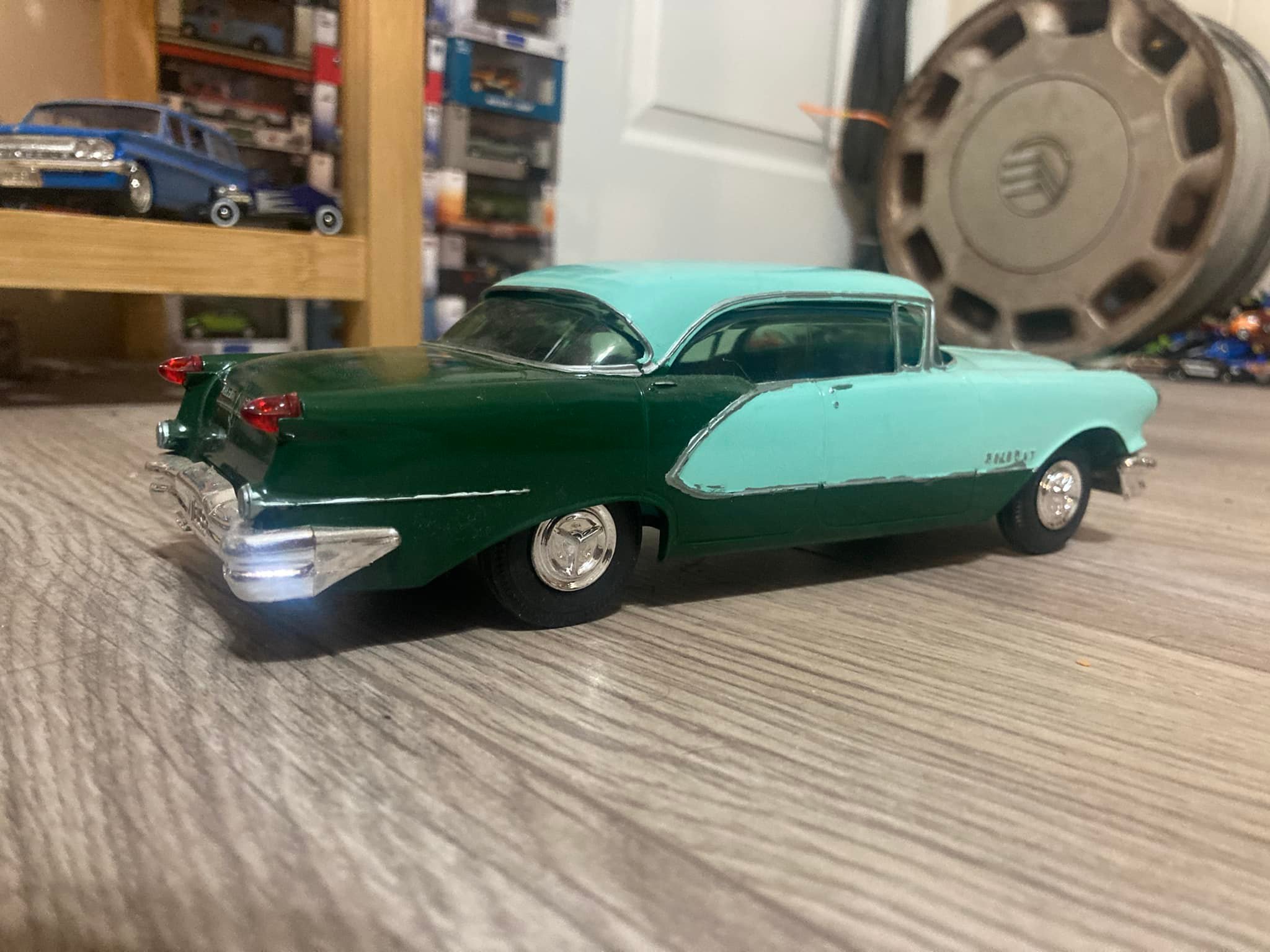 Jo - Han 1/25. 1961 Oldsmobile F - 85 station wagon. Built 1985